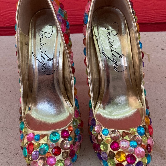 Fashion Shoes - Picture 4 of 6